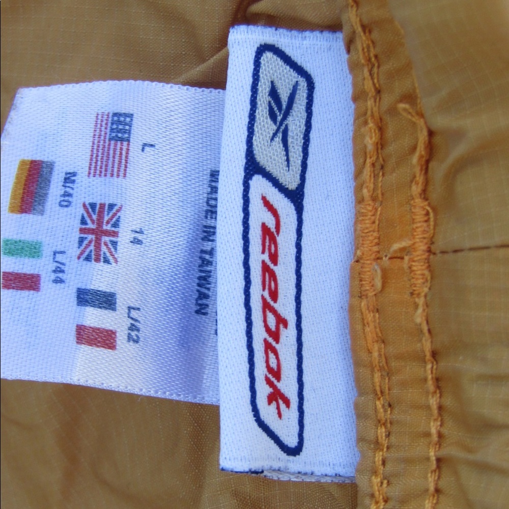 Men’s Reebok Trackpants - Picture 5 of 6